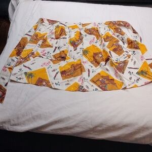 Vintage looking women's apron